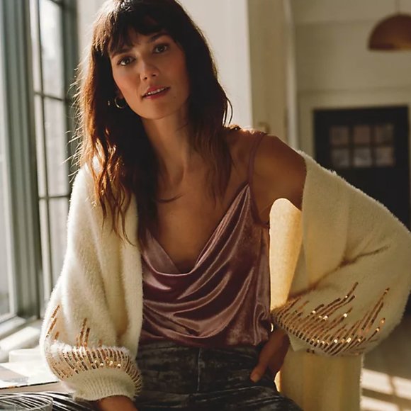 Elegant Lavender Satin Cowl Neck Top - Picture 2 of 11